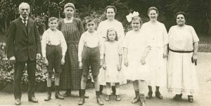 Familie um 1900 - family aorund 1900 (Germany)